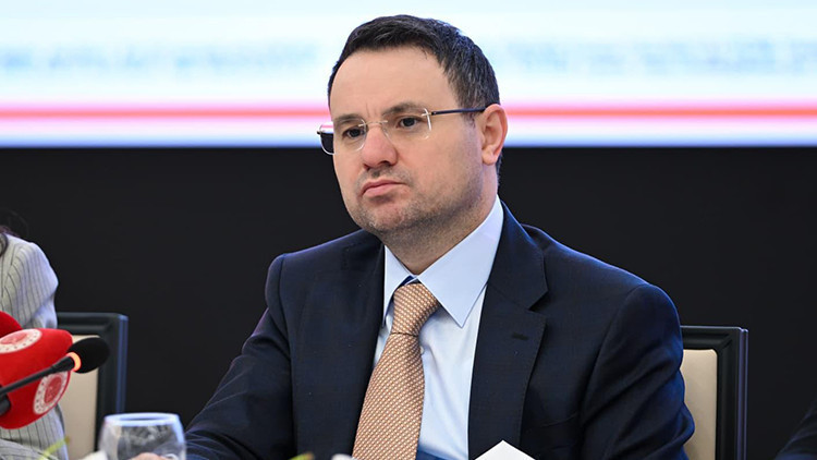 T&uuml;rkiye Noterler Birliği heyeti ile g&ouml;r&uuml;şen Bakan G&uuml;rlek: Konuyla ilgili &ccedil;alışıyoruz