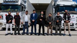 T&uuml;rkiye&rsquo;den İran&rsquo;a 4 yardım TIR&rsquo;ı