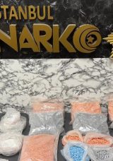 Uyuşturucu sevkiyatında su&ccedil;&uuml;st&uuml; yakaladılar