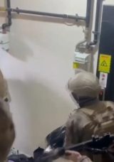 Yeni nesil su&ccedil; &ouml;rg&uuml;tlerine operasyon: Evden ka&ccedil;ıp iş yerini ateşe verdiler!