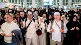 Yılın İlk Hacı Adayları İstanbul Havalimanı'ndan Kutsal Topraklara Uğurlandı