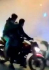 Yolda konvoy yaparak trafiği tehlikeye d&uuml;ş&uuml;ren 6 motosiklet s&uuml;r&uuml;c&uuml;s&uuml;ne 870 bin lira ceza