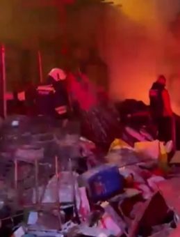 Yozgat&rsquo;ta hurdacıda &ccedil;ıkan yangın s&ouml;nd&uuml;r&uuml;ld&uuml;