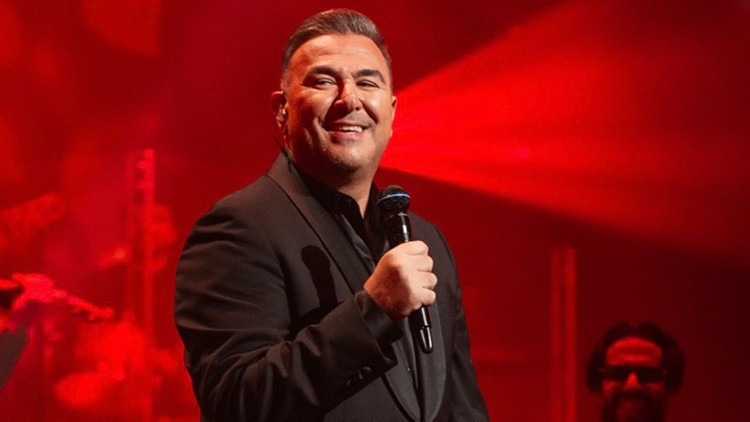Yunan M&uuml;ziğinin Yaşayan Efsanesi Antonis Remos 2 Mayıs&rsquo;ta İstanbul&rsquo;da Sahne Alacak