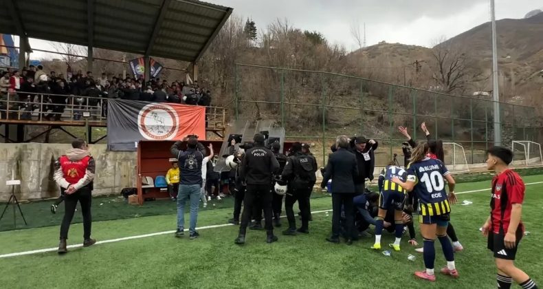 Y&uuml;ksekova Spor Kul&uuml;b&uuml; – Fenerbah&ccedil;e Gerginlik Yaşandı