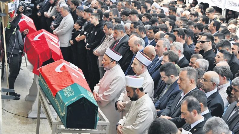 Y&uuml;reğimiz yandı