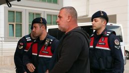Zehra&rsquo;yı Ezen S&uuml;r&uuml;c&uuml; Tutuklandı