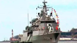 Ziyarete a&ccedil;ılan TCG Barbaros b&uuml;y&uuml;k ilgi g&ouml;rd&uuml;